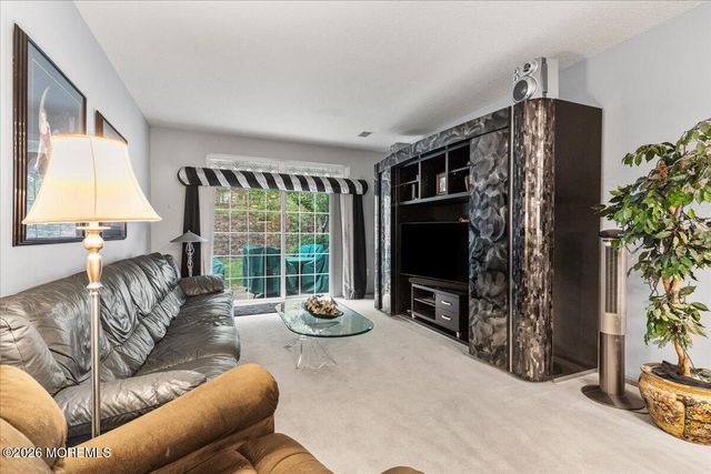 38 Autumntide Drive, Lakewood, NJ 08701