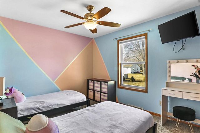 533 Lewellen Street, Marshall, WI 53559