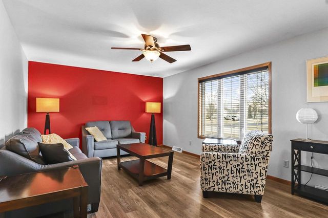 533 Lewellen Street, Marshall, WI 53559