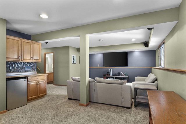 533 Lewellen Street, Marshall, WI 53559