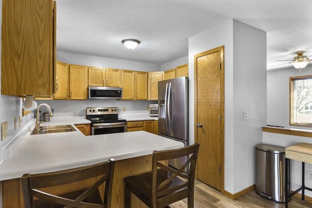 533 Lewellen Street, Marshall, WI 53559