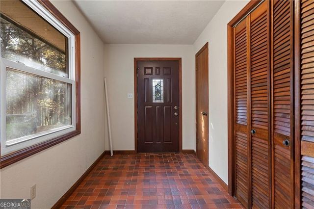 5388 Price Road, Gainesville, GA 30506