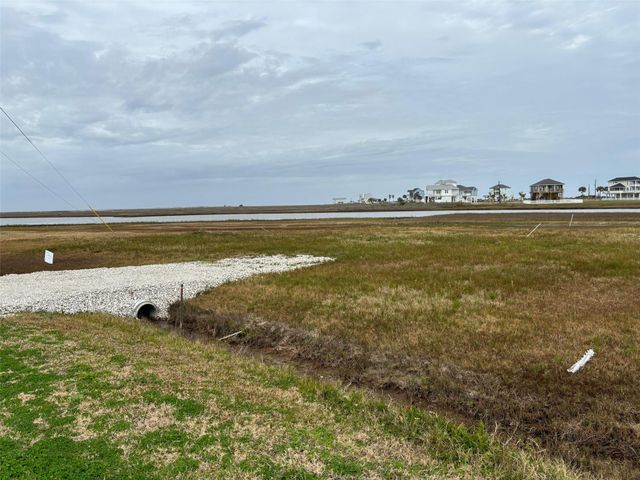 3823 Mitote, Galveston, TX 77554