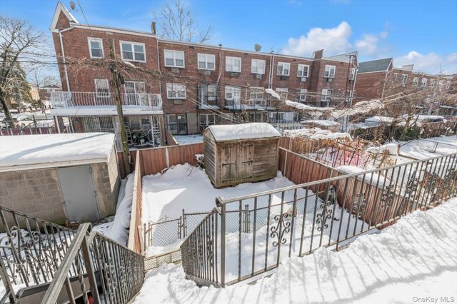 14464 25th Road, Flushing, NY 11354