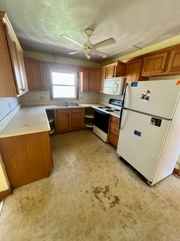 984 Colbourne AVE, Vinton, VA 24179