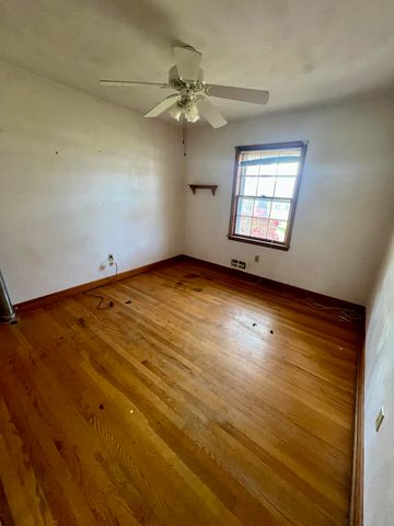 984 Colbourne AVE, Vinton, VA 24179