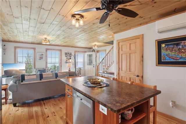 118 Main Street, Kendall, NY 14464
