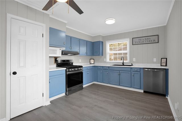 671 Newport Road, Fayetteville, NC 28314