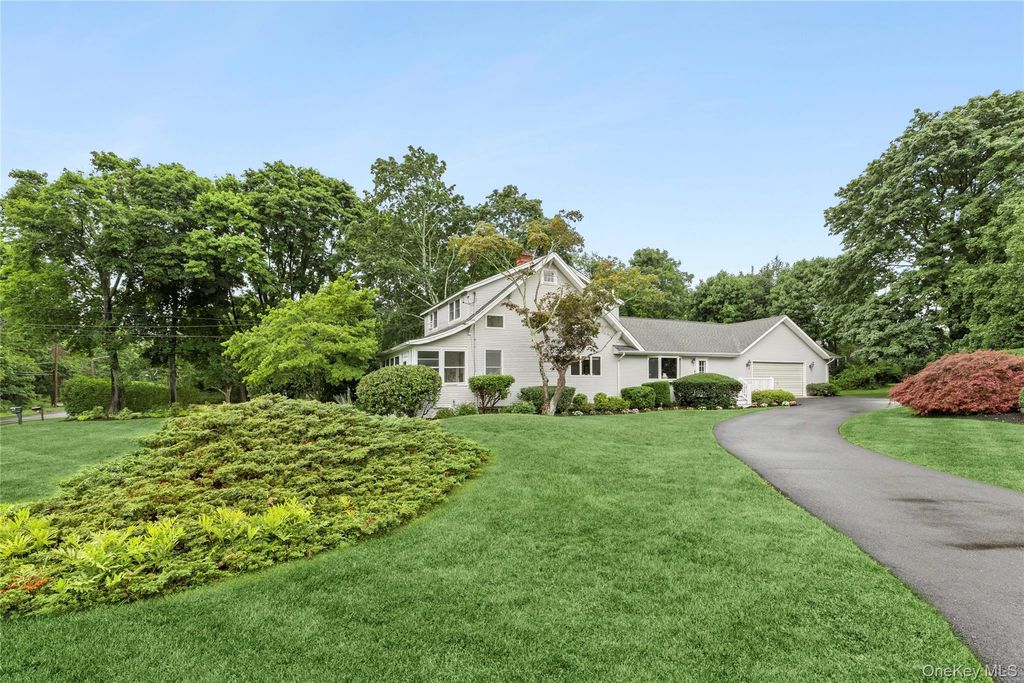 2725 Skunk Lane, Cutchogue, NY 11935
