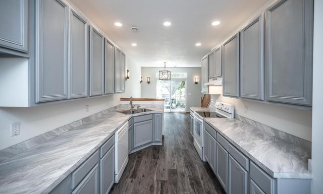 17120 Embers Avenue 208, Farmington, MN 55024