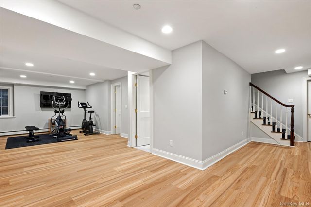 9 Deer Creek Lane, Mount Kisco, NY 10549