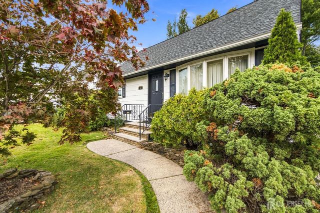 34 Barkalow Street, South Amboy, NJ 08879