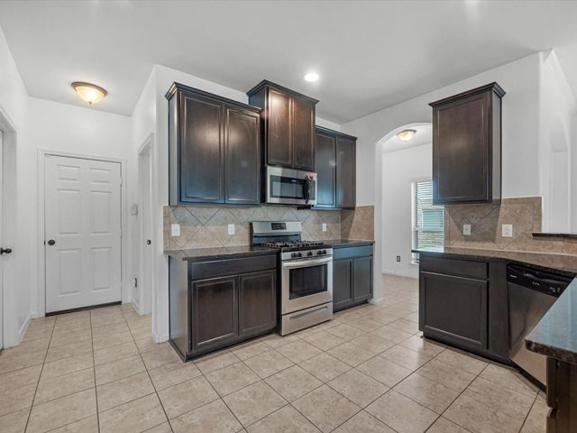 9207 Chloe Drive, Houston, TX 77044