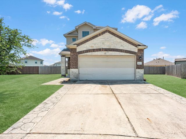 9207 Chloe Drive, Houston, TX 77044