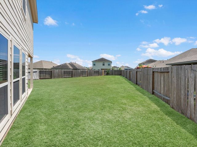 9207 Chloe Drive, Houston, TX 77044
