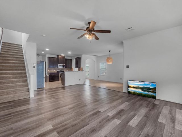 9207 Chloe Drive, Houston, TX 77044