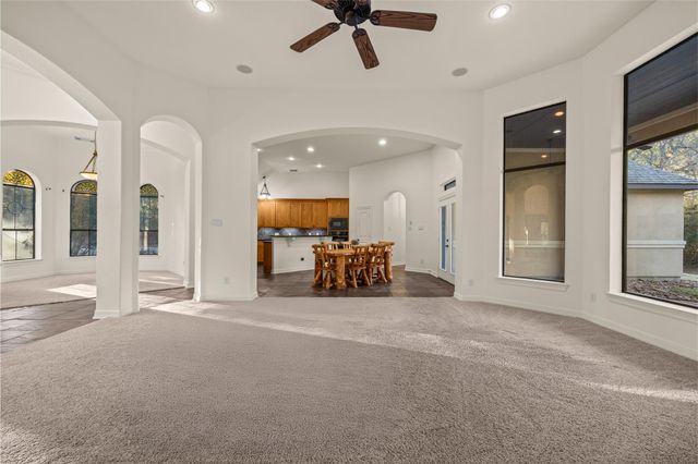 26150 Crown Ranch Boulevard, Montgomery, TX 77316