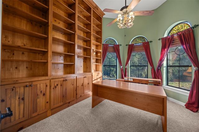 26150 Crown Ranch Boulevard, Montgomery, TX 77316