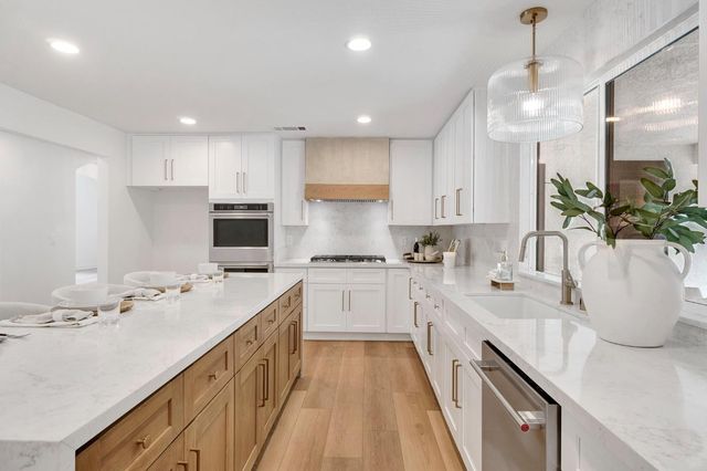 3737 W Minarets Avenue, Fresno, CA 93711