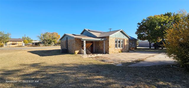 601 Main Street, Lawn, TX 79530