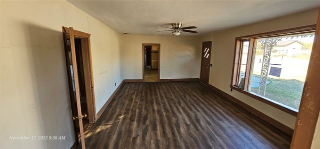 601 Main Street, Lawn, TX 79530