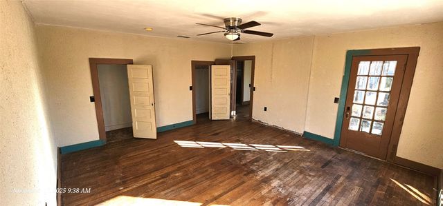 601 Main Street, Lawn, TX 79530