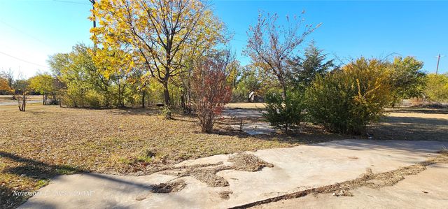 601 Main Street, Lawn, TX 79530