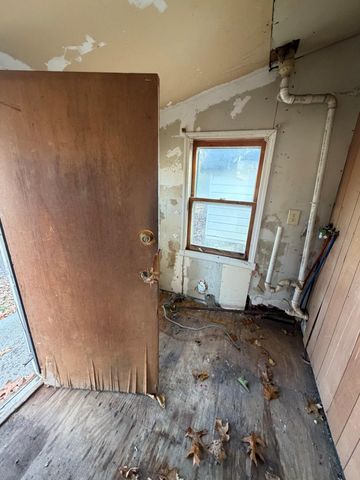 1626 Territorial Road, Benton Harbor City, MI 49022