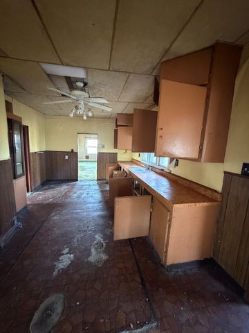 1626 Territorial Road, Benton Harbor City, MI 49022