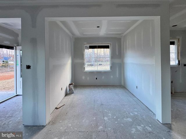 639 NOAHS LANDING DR, Bumpass, VA 23024