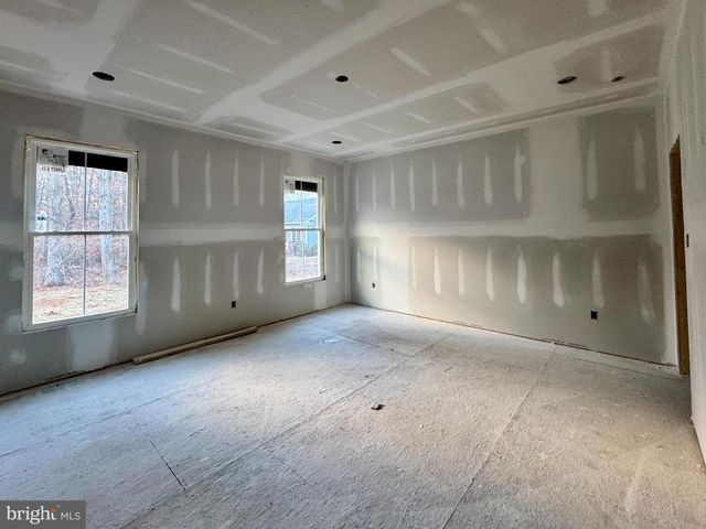 639 NOAHS LANDING DR, Bumpass, VA 23024