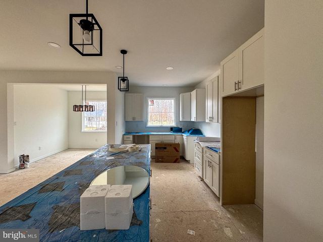 639 NOAHS LANDING DR, Bumpass, VA 23024