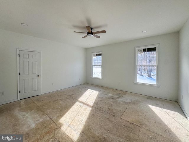 639 NOAHS LANDING DR, Bumpass, VA 23024