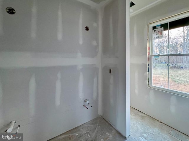 639 NOAHS LANDING DR, Bumpass, VA 23024