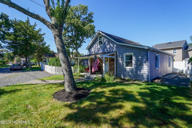 1034 3rd Avenue, Wall, NJ 07719