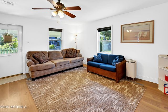 1034 3rd Avenue, Wall, NJ 07719