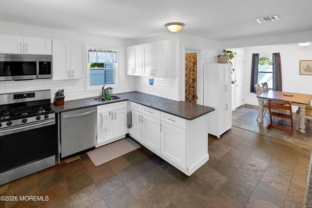 1034 3rd Avenue, Wall, NJ 07719