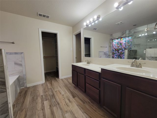 9717 Sinclair Street, Fort Worth, TX 76244