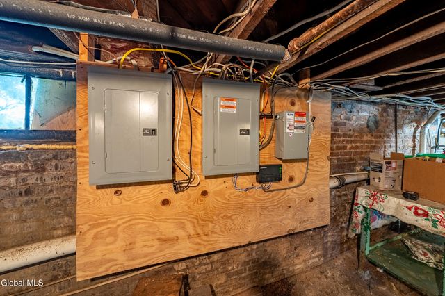 1 Harris Avenue, Mechanicville, NY 12118