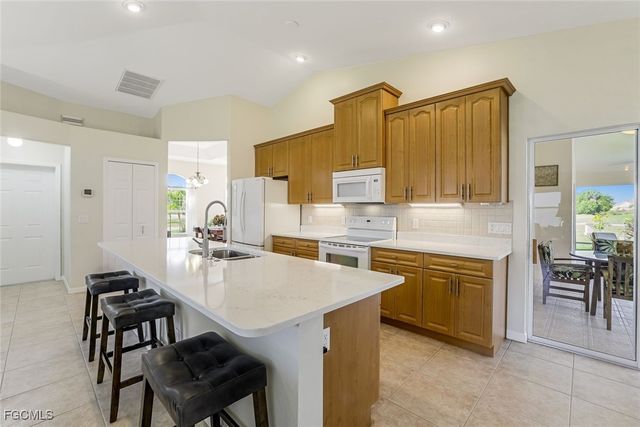 2931 NW 18th TER, Cape Coral, FL 33993