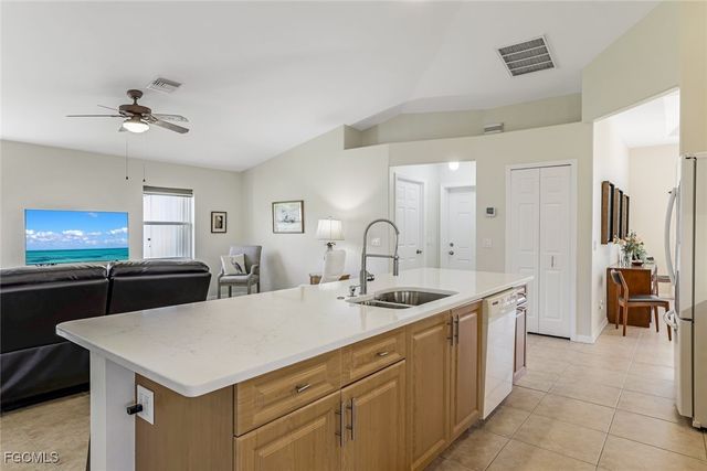 2931 NW 18th TER, Cape Coral, FL 33993