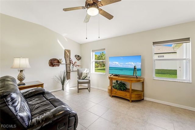 2931 NW 18th TER, Cape Coral, FL 33993