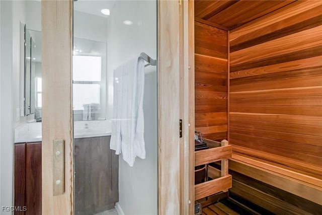 2931 NW 18th TER, Cape Coral, FL 33993