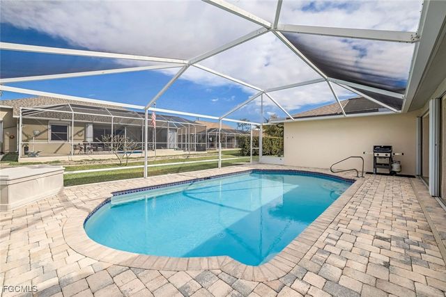 2931 NW 18th TER, Cape Coral, FL 33993