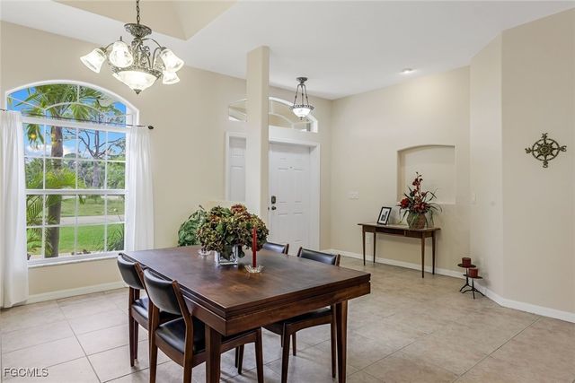 2931 NW 18th TER, Cape Coral, FL 33993