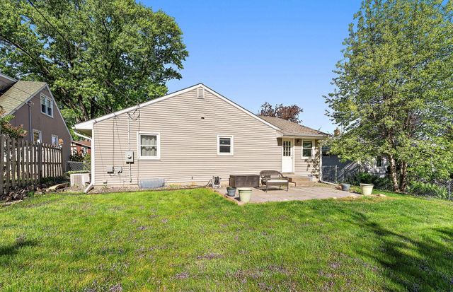 239 18th Avenue S, South Saint Paul, MN 55075