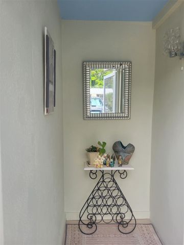 2136 33rd Avenue, Vero Beach, FL 32960