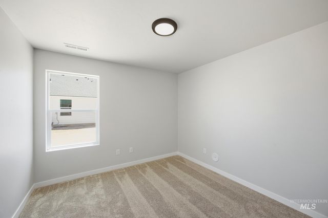 7116 E Marble Springs Dr, Nampa, ID 83687