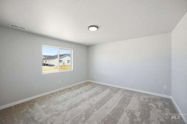 7116 E Marble Springs Dr, Nampa, ID 83687
