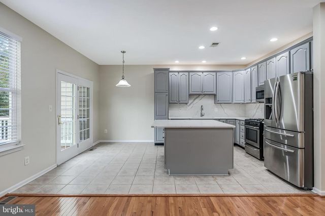 43619 PICKETTS CORNER TER, Ashburn, VA 20148